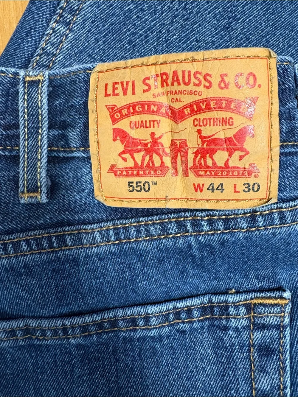 Levi's Men's Dark Blue Relaxed Fit Jeans